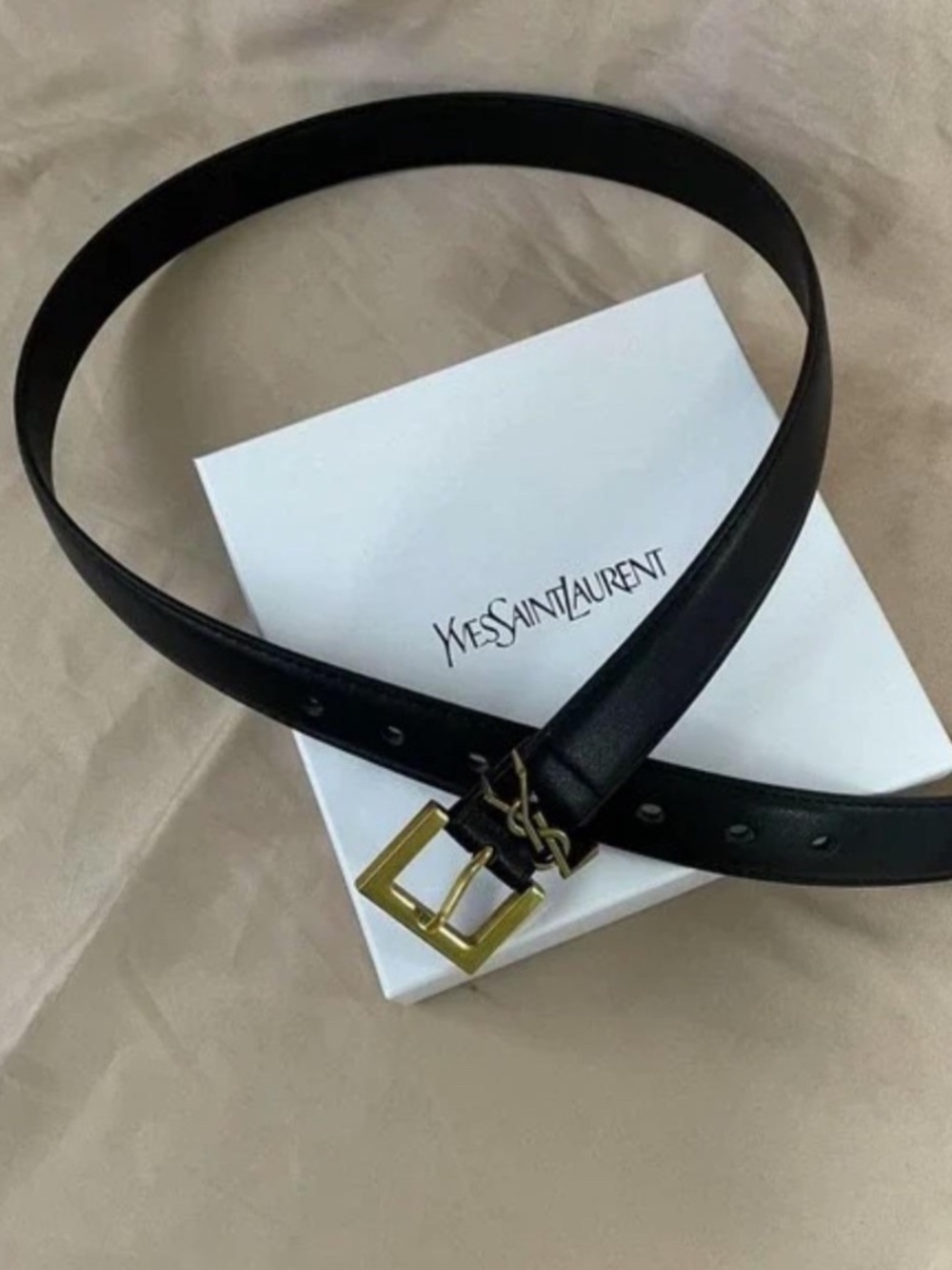 YvesSantlaurent belt